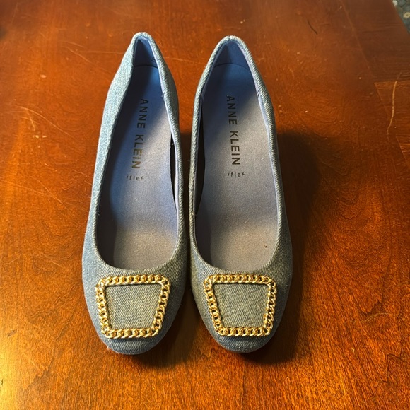 Anne Klein Shoes - NWOT Anne Klein iflex Size 6.5